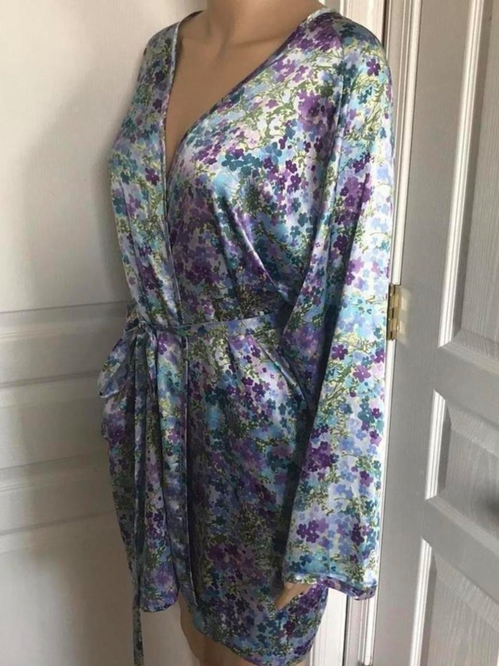🌹Vintage🌹 Floral Robe One Size - Picture 3 of 6